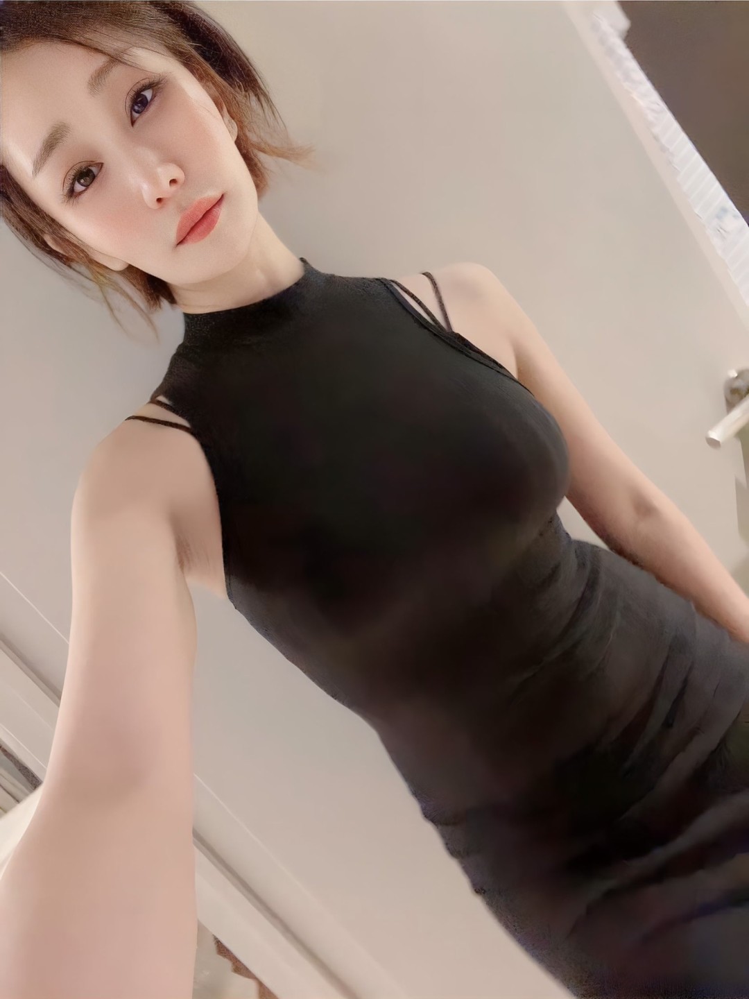 明里ともか(Akari Tomoka)