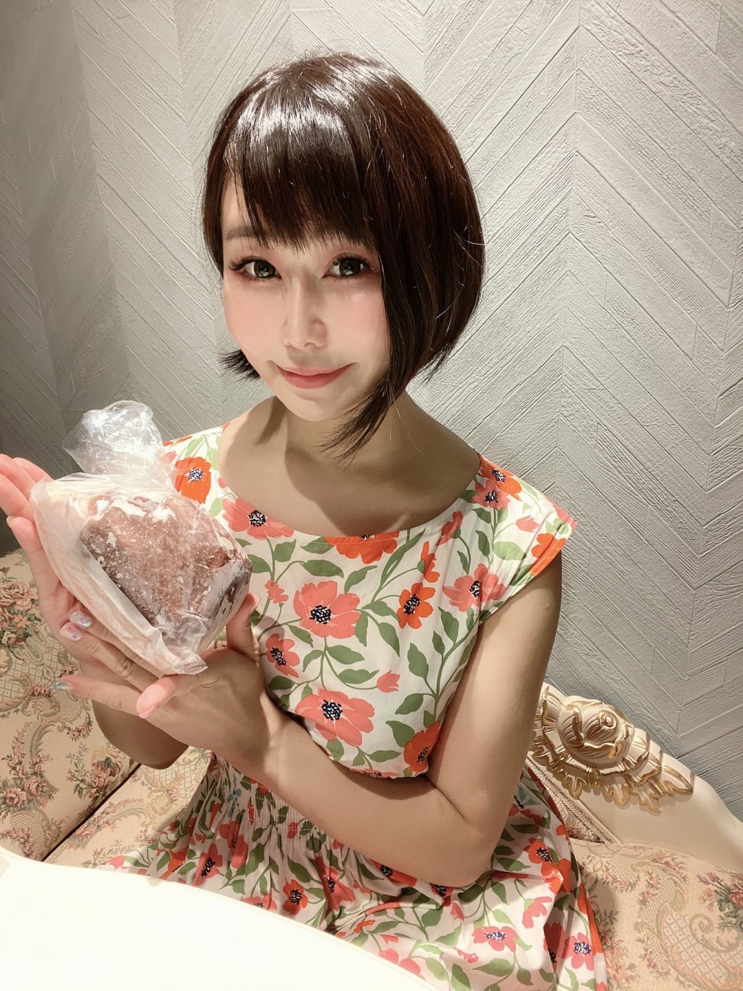 明里ともか(Akari Tomoka)