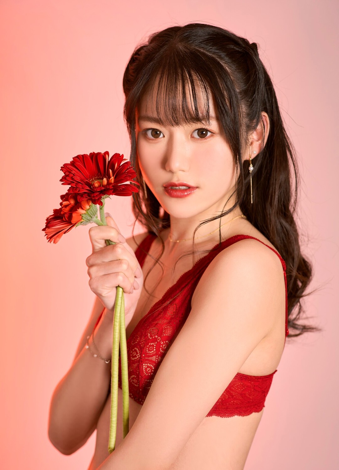 坂井なるは(坂井成羽,Sakai Naruha)