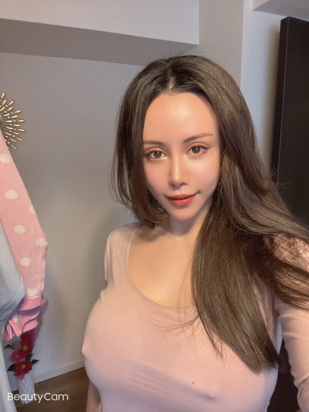 赤目レイラン(赤目蕾兰，Akame Reiran)