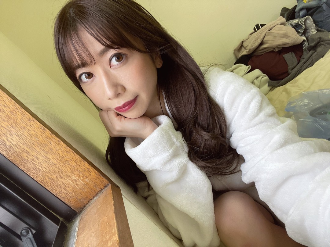 大浦真奈美(Oura Manami)