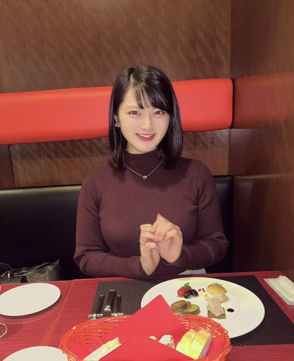 湊すみれ(Minato Sumire)