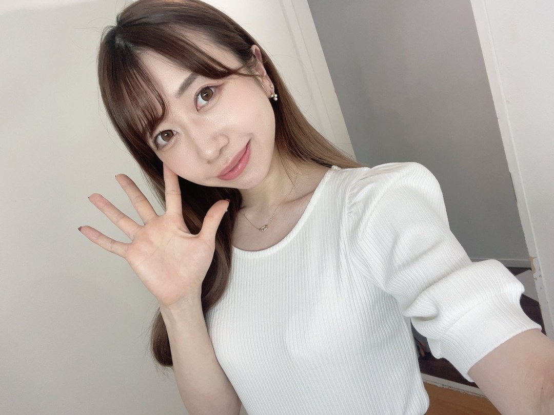 大浦真奈美(Oura Manami)