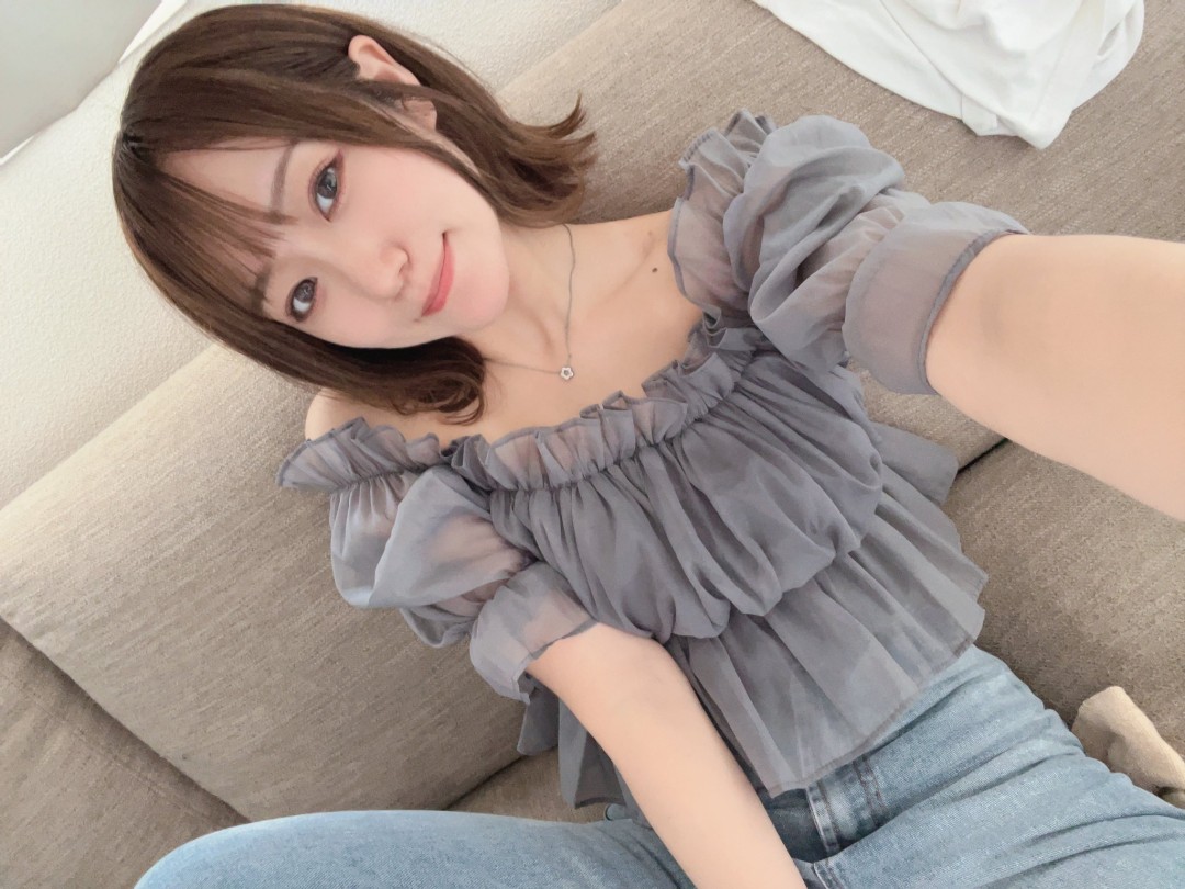 わか菜ほの(若菜穗乃,Hono Wakana)