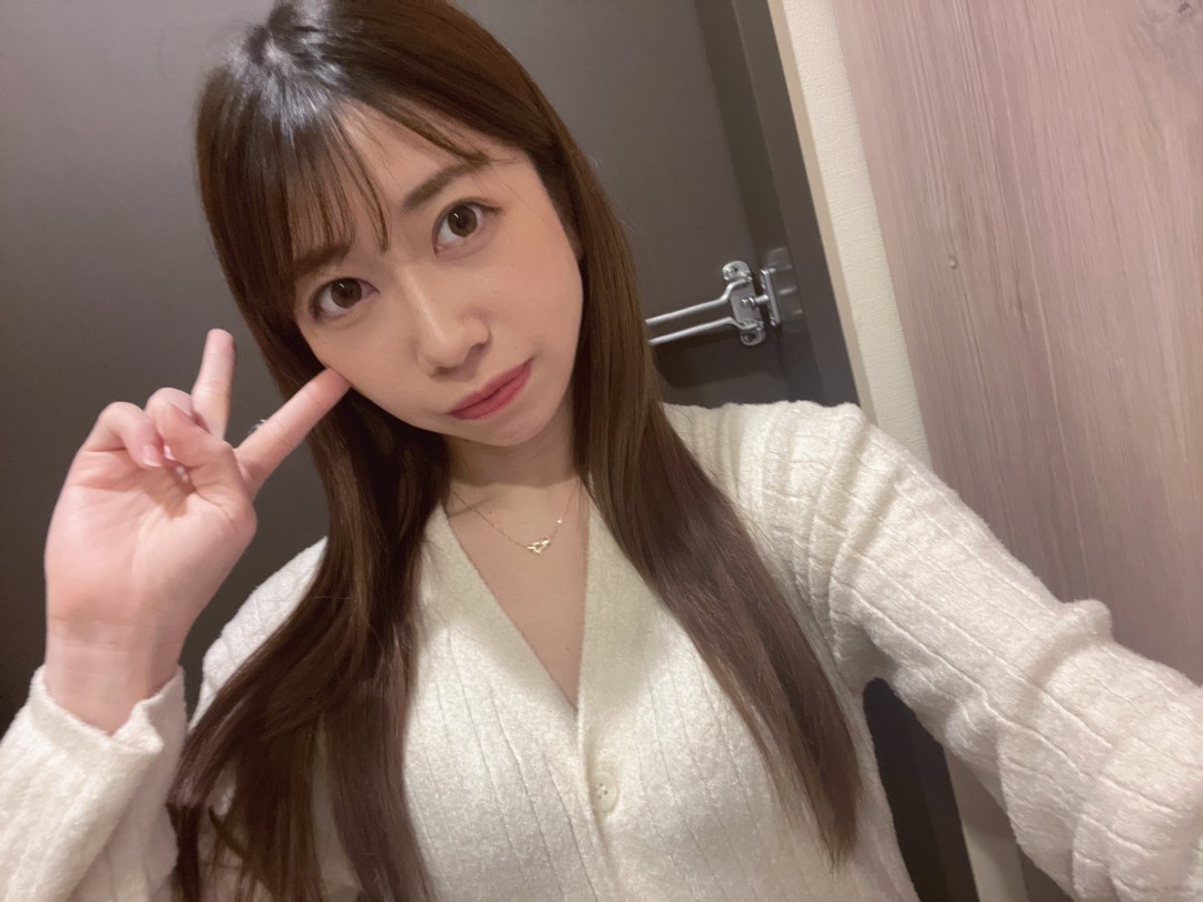 大浦真奈美(Oura Manami)