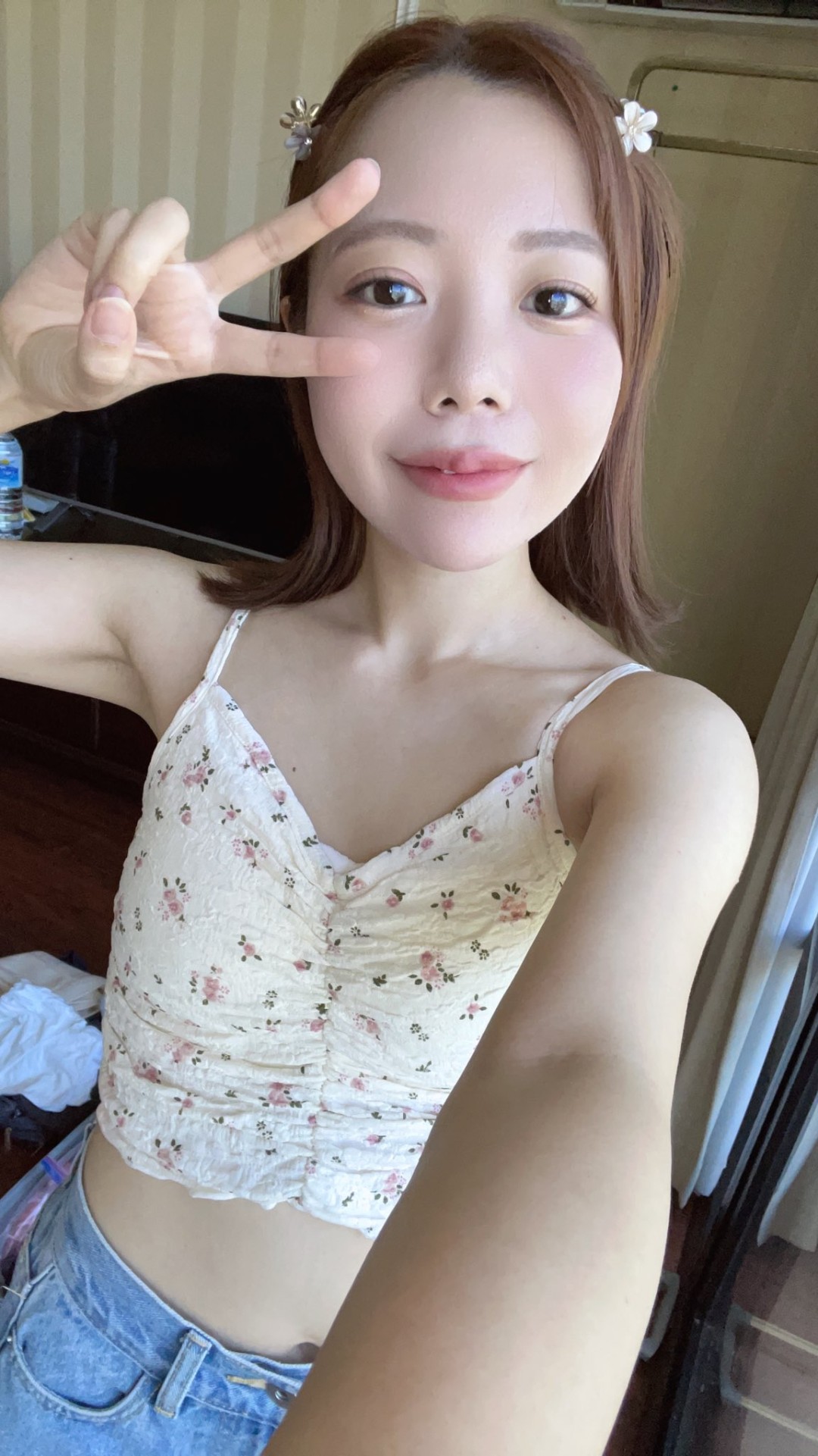 朝海凪咲(Nagisa Asami)