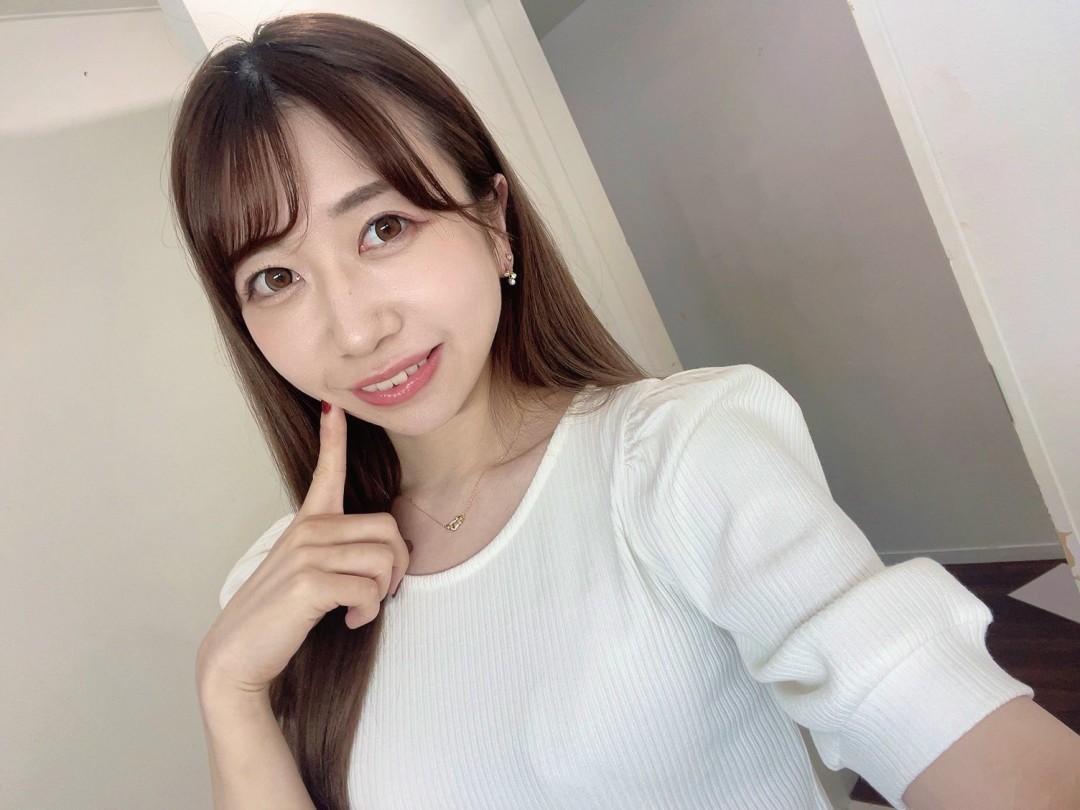 大浦真奈美(Oura Manami)