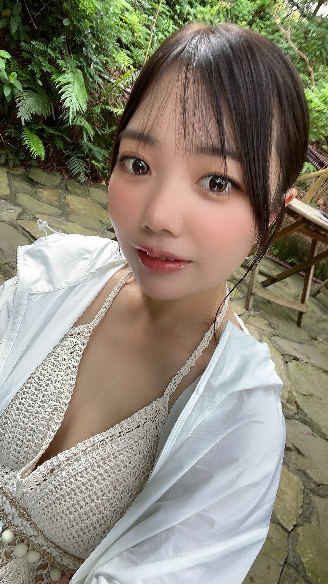 朝海凪咲(Nagisa Asami)