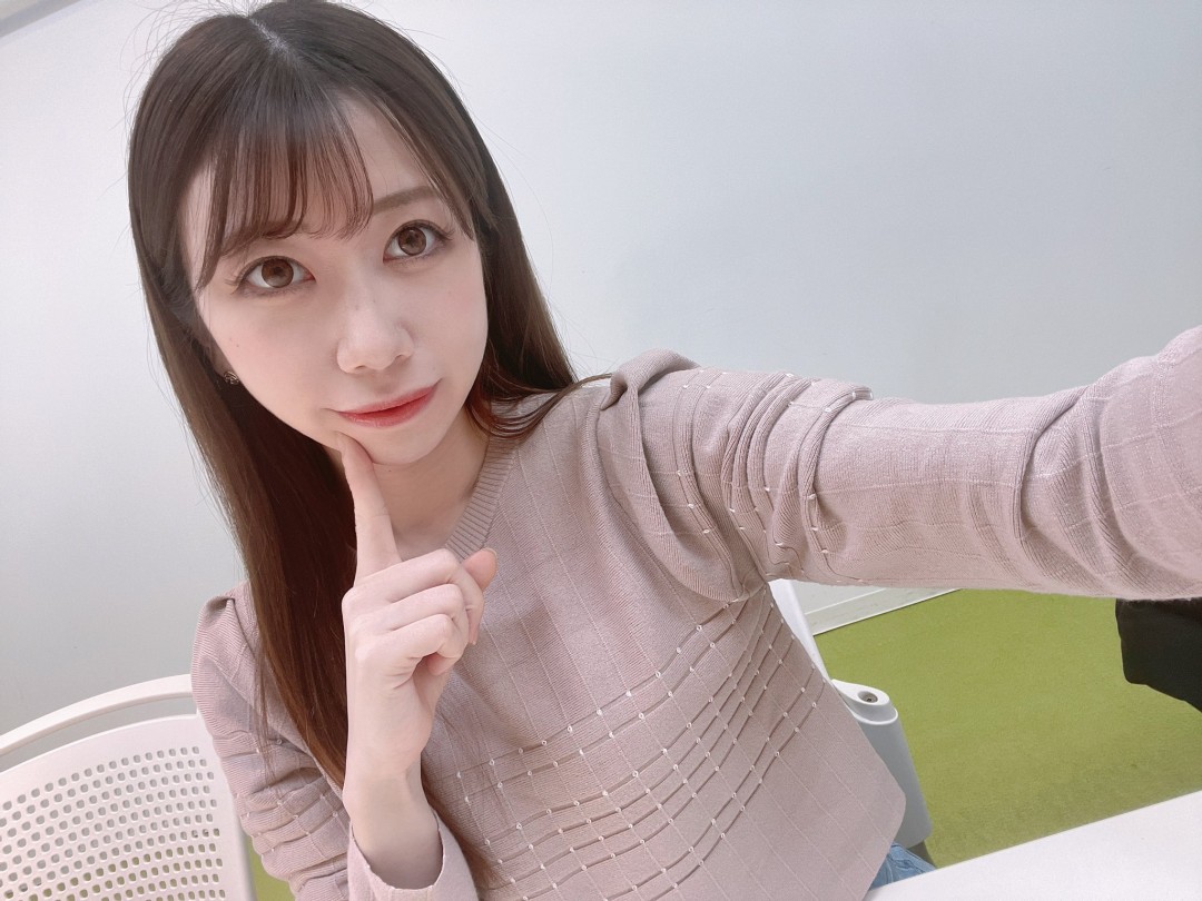 大浦真奈美(Oura Manami)