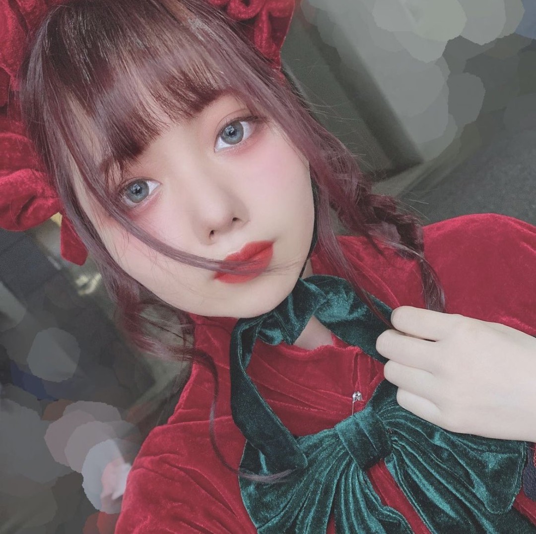 朝海凪咲(Nagisa Asami)