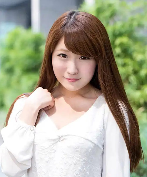 牧村ひな