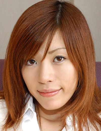 沙里奈ユイ