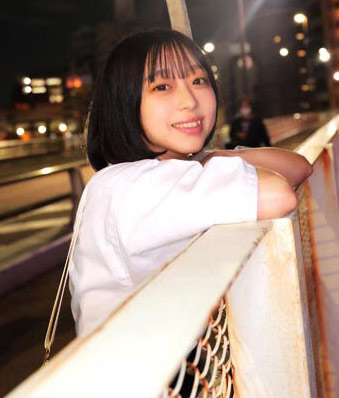 月乃あや
